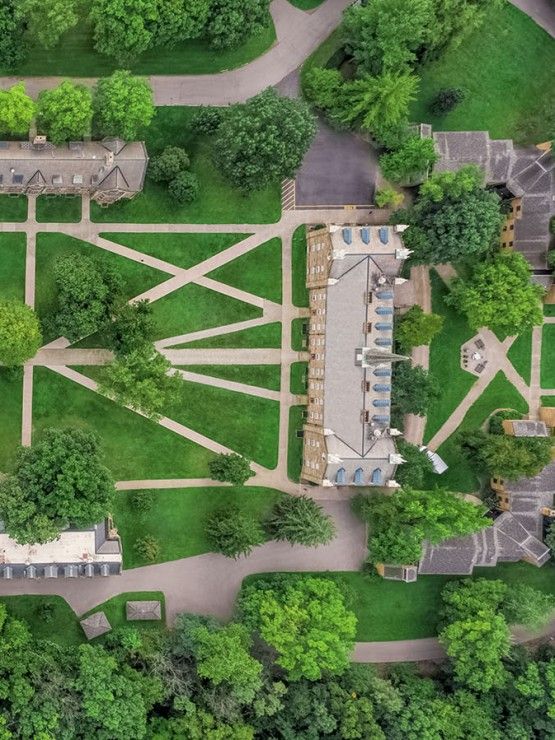 An aerial view of Kenyon's South Quad showing Old Kenyon, Leonard, and Hanna Residence Halls.